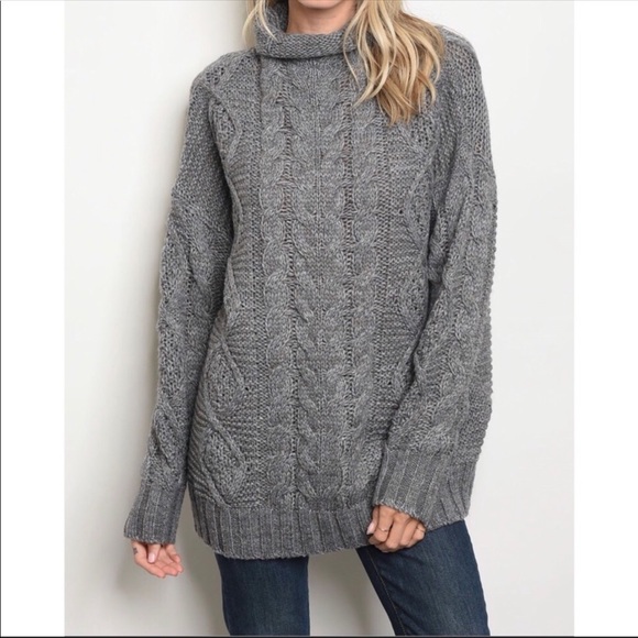 💋Gorgeous Gray Cowl Neck Wool Sweater🔥 - Picture 2 of 5